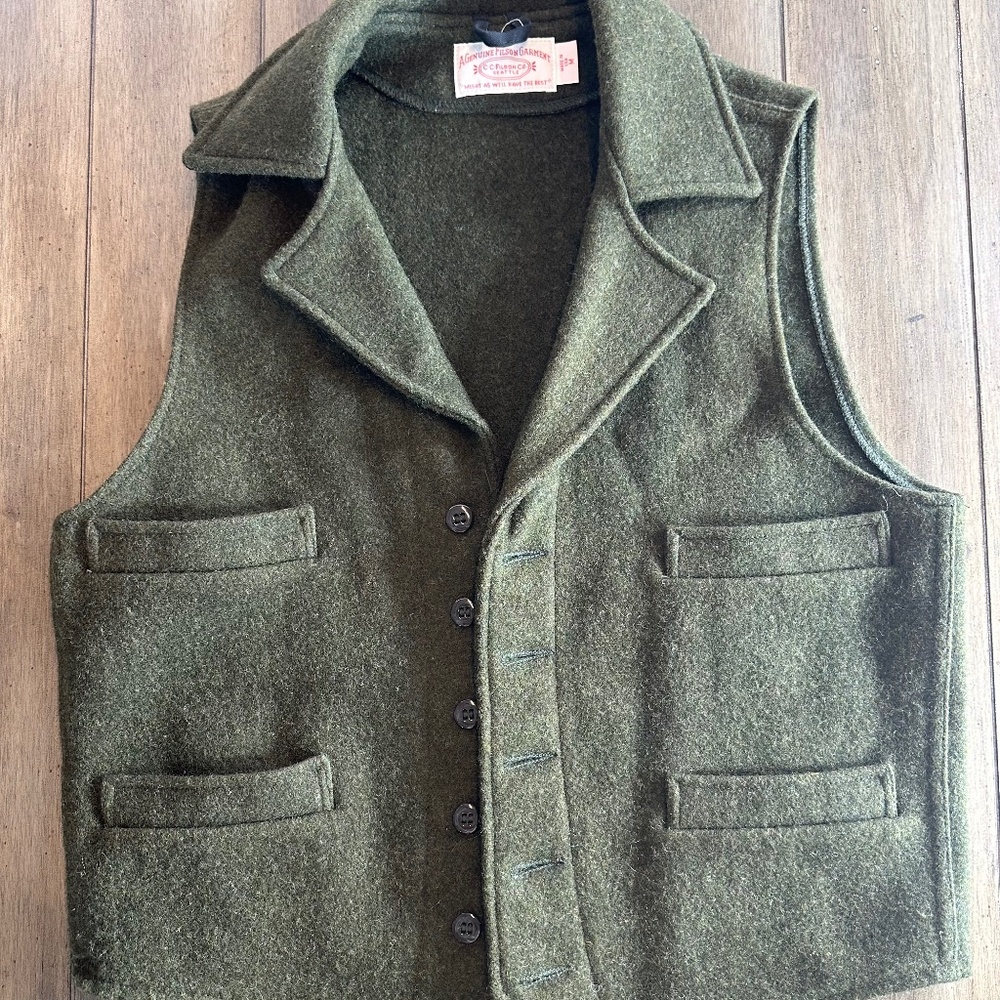 Filson Mackinaw Wool Western Vest Medium Olive Rugged Outdoor Classic